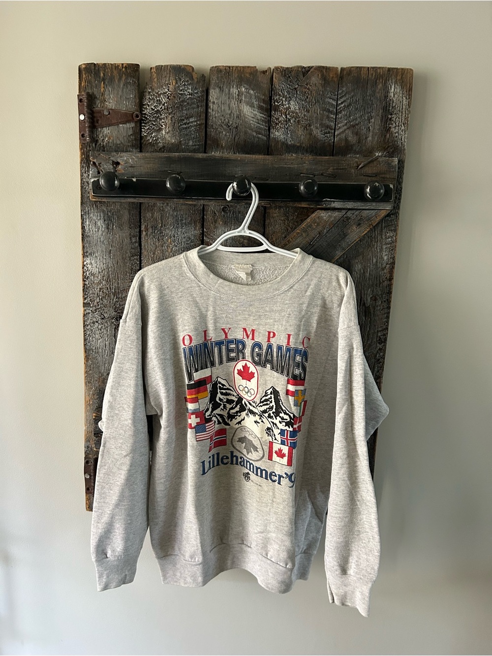 Men's Vintage Olympic Winter Games Lillehammer 1994 Grey Crewneck Sweatshirt